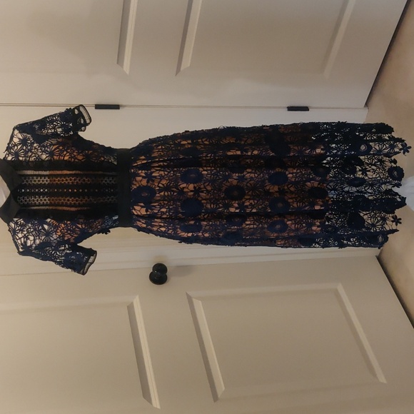 Few Moda NY hollow transparent cotton Elegant Navy Lace Black Trim Midi Dress - Picture 3 of 14